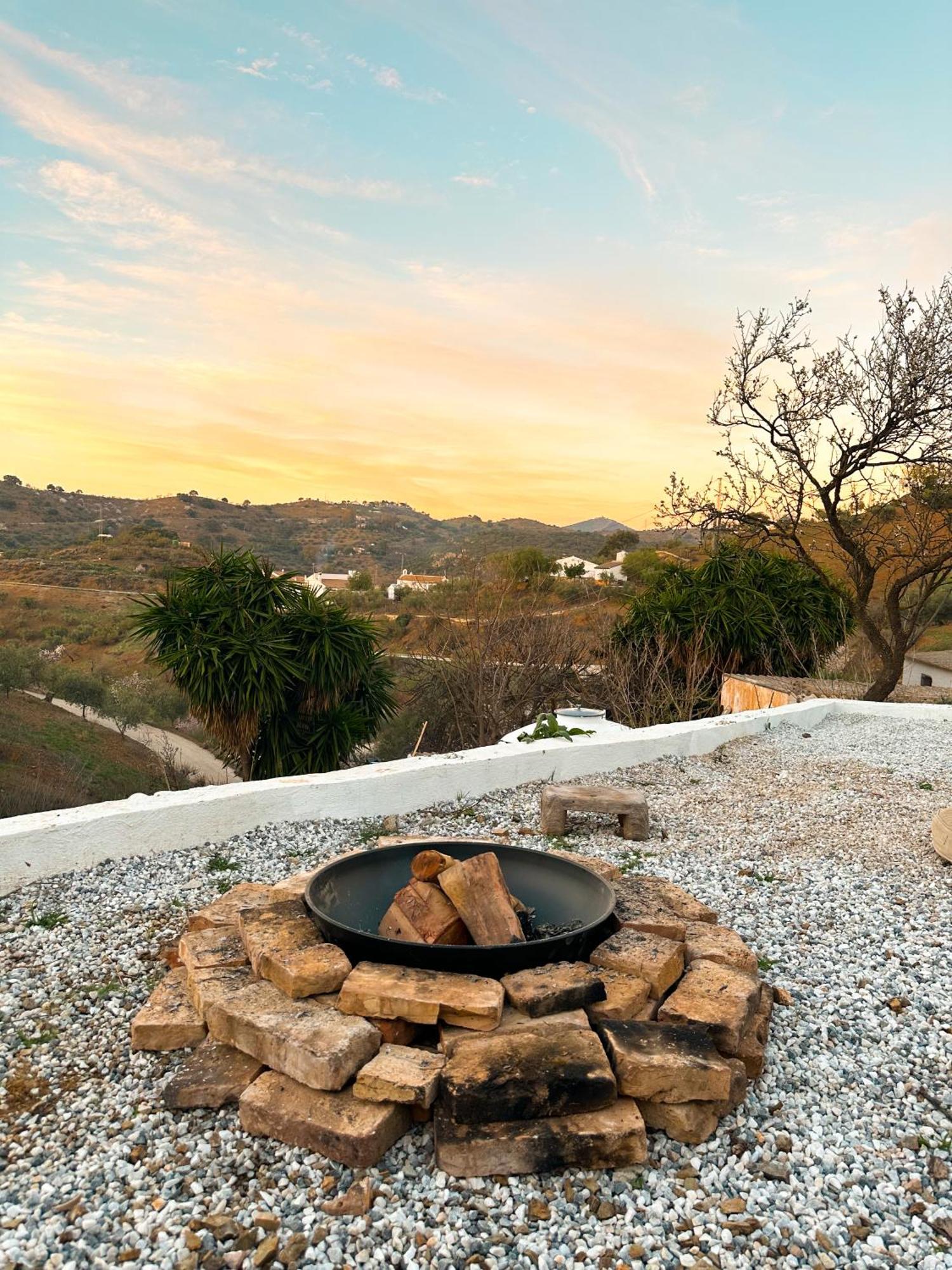Romantic Accommodation - Hottub & Sauna Almogía Exterior foto